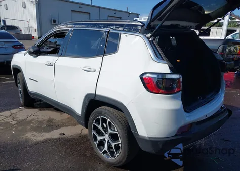 2024 Jeep Compass Limited 4X4 из США, поврежденный, VIN 3C4NJDCN8RT105483